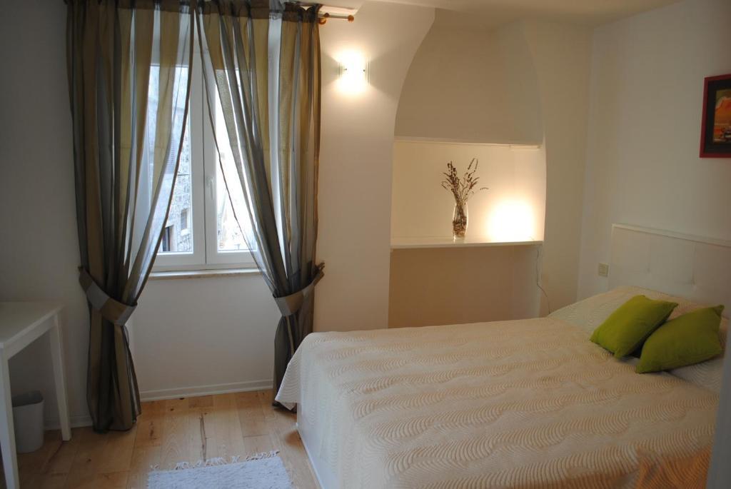 Rooms Piazzetta Cres Bilik gambar